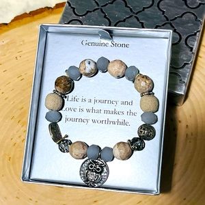 New genuine stone owl stretch bracelet NIB